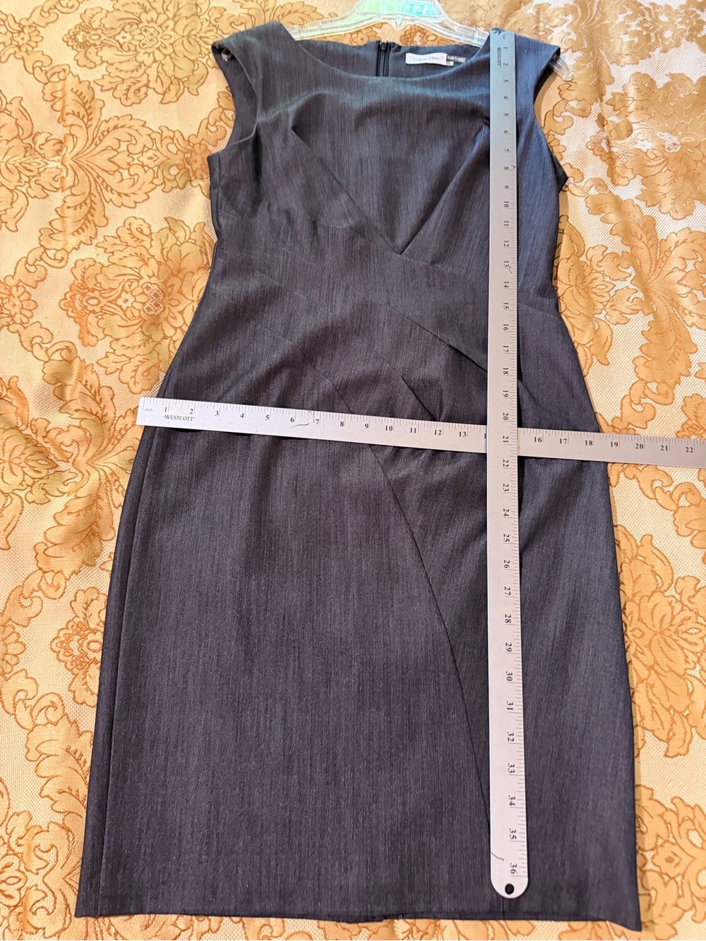 Calvin Klein Charcoal Sheath Dress, Professional Style, Font Pleating, Sz 6 - Picture 13 of 14